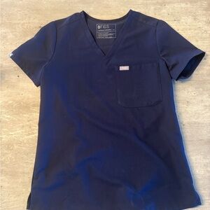 Women’s Fig Scrub Top.